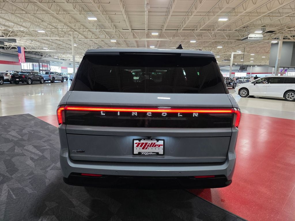 2026 Lincoln Navigator L Reserve