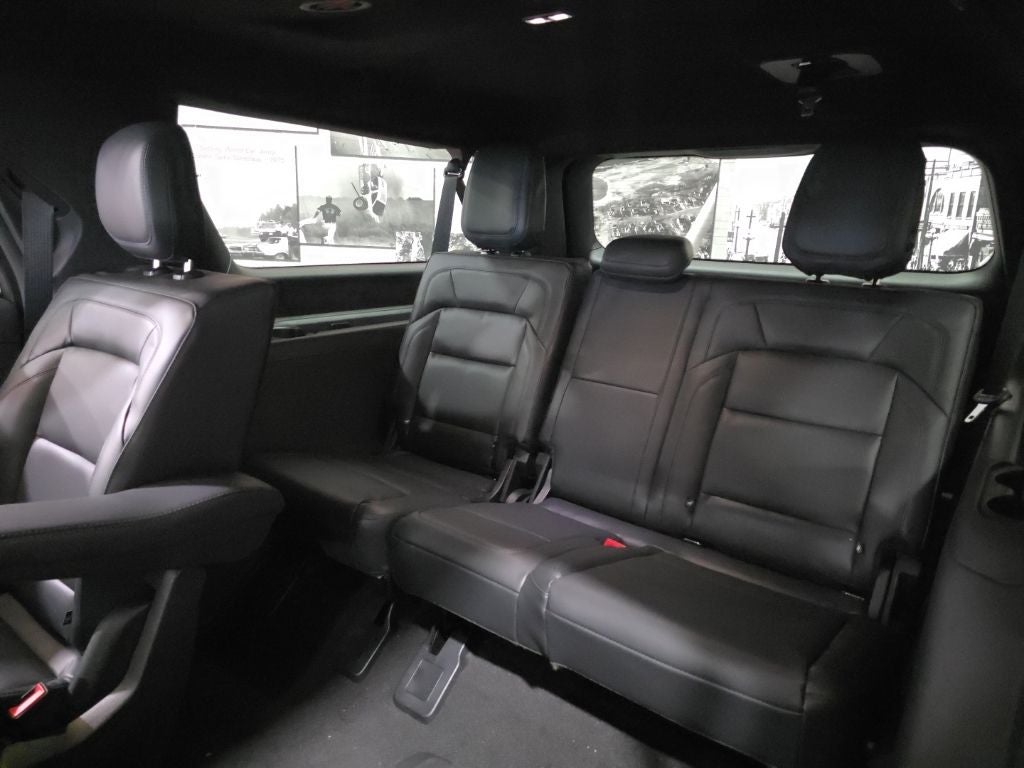 2027 Lincoln Navigator L Reserve