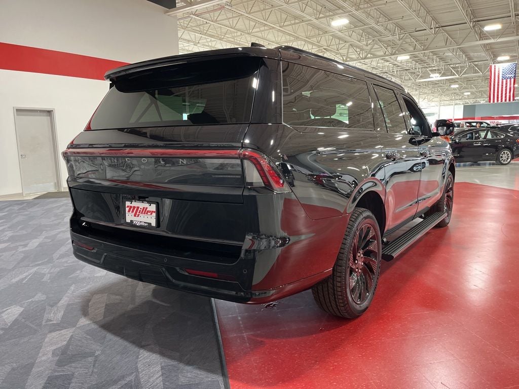2026 Lincoln Navigator L Reserve