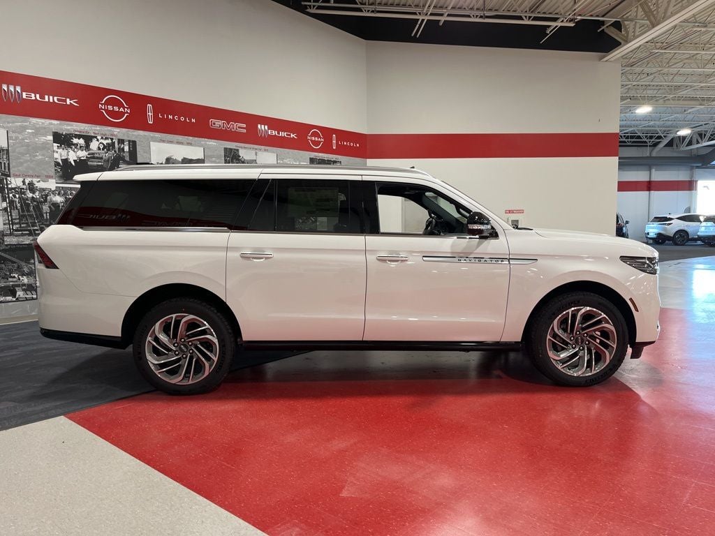 2026 Lincoln Navigator L Reserve