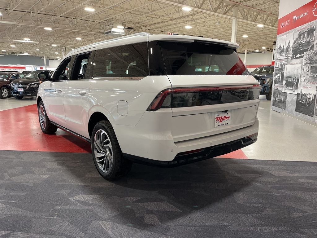2026 Lincoln Navigator L Reserve