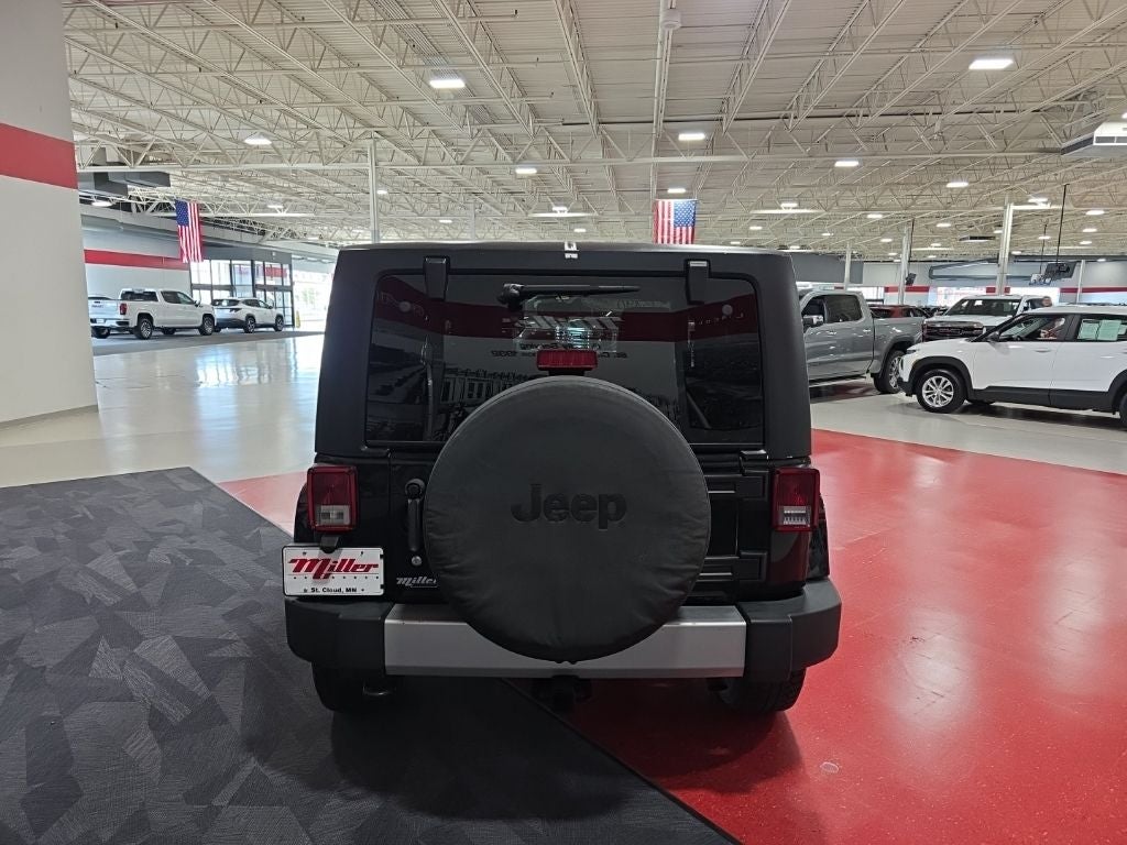 2013 Jeep Wrangler Sahara