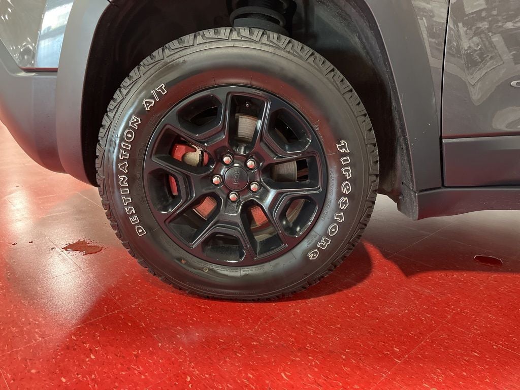 Used 2020 Jeep Cherokee Trailhawk with VIN 1C4PJMBX3LD573226 for sale in St. Cloud, Minnesota