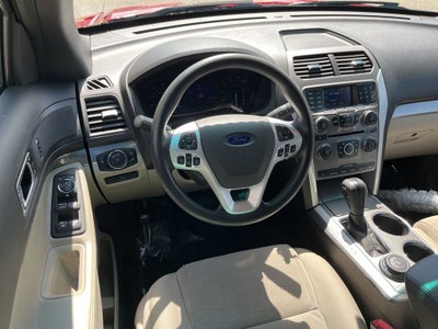 2013 Ford Explorer Base