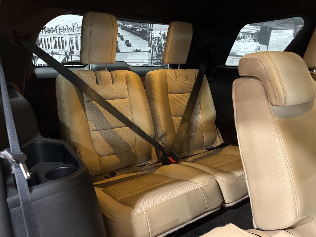 2017 Ford Explorer Base