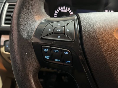 2017 Ford Explorer Base