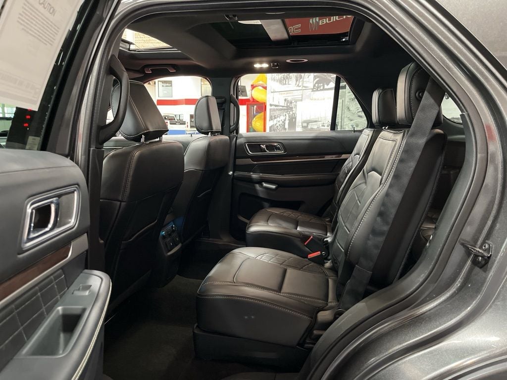 2019 Ford Explorer Platinum