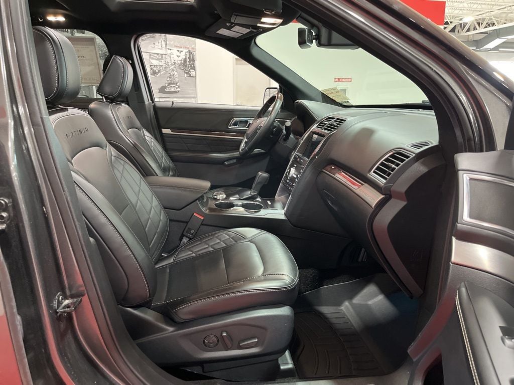 2019 Ford Explorer Platinum