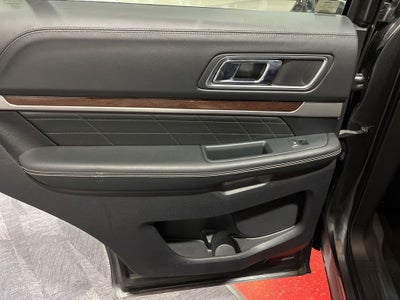 2019 Ford Explorer Platinum