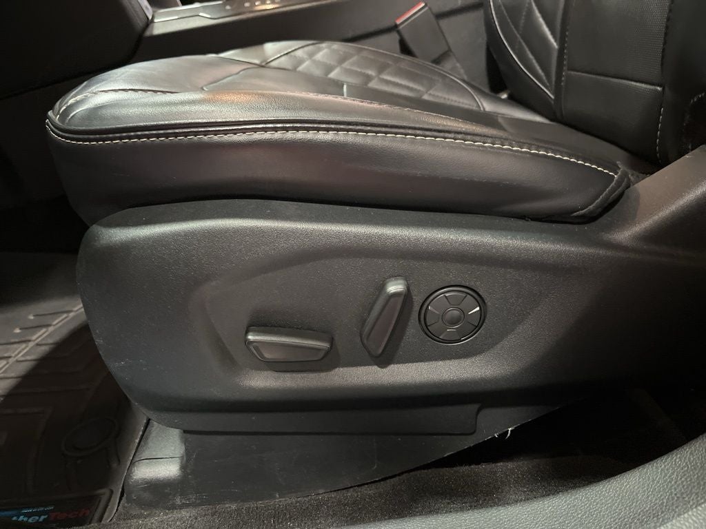 2019 Ford Explorer Platinum