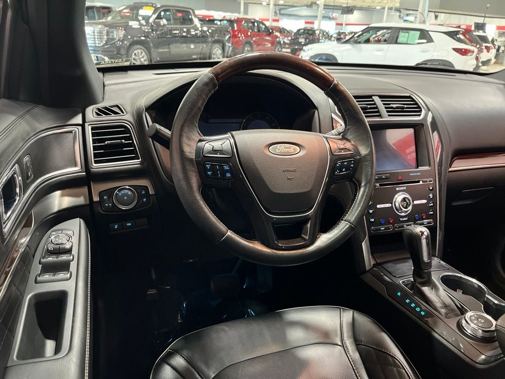 2018 Ford Explorer Platinum
