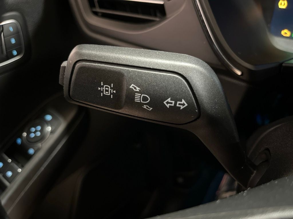 2021 Ford Escape Hybrid Titanium