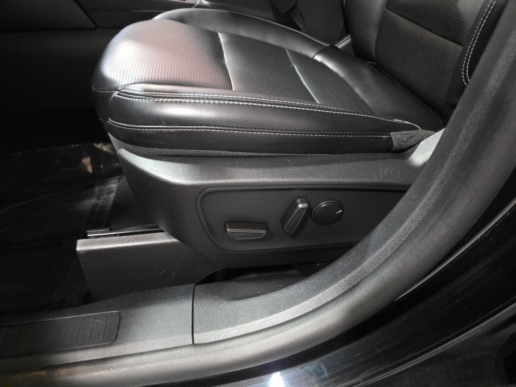 2025 Ford Escape Platinum Carbravo GM CPO