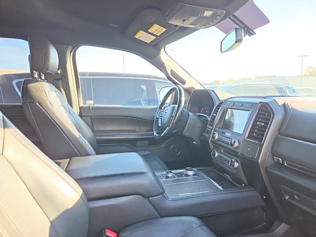 Used 2018 Ford Expedition Limited with VIN 1FMJU2AT5JEA37171 for sale in St. Cloud, Minnesota