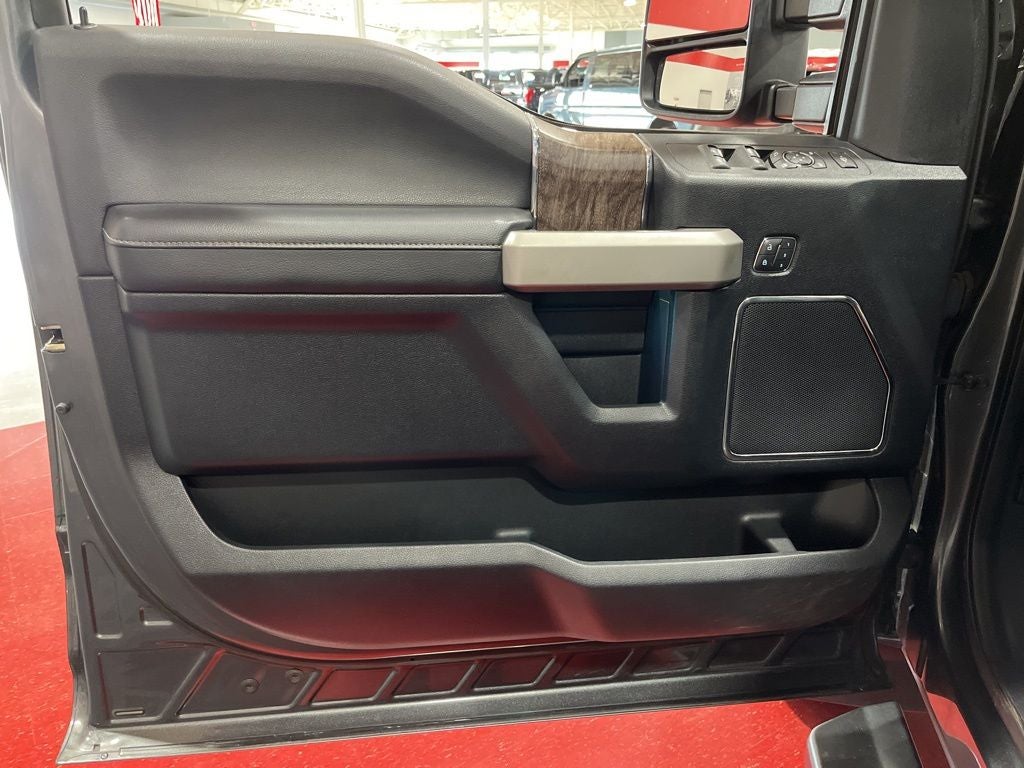 2018 Ford F-350SD Lariat