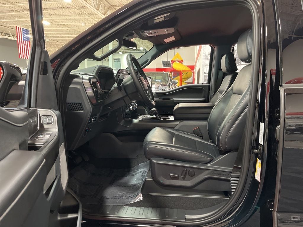 2025 Ford F-150 Lariat - Photo 11