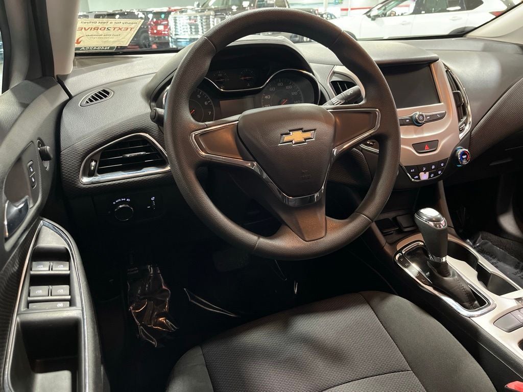 2017 Chevrolet Cruze LS