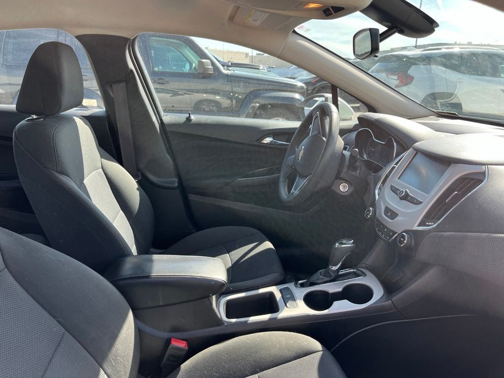 2017 Chevrolet Cruze LS