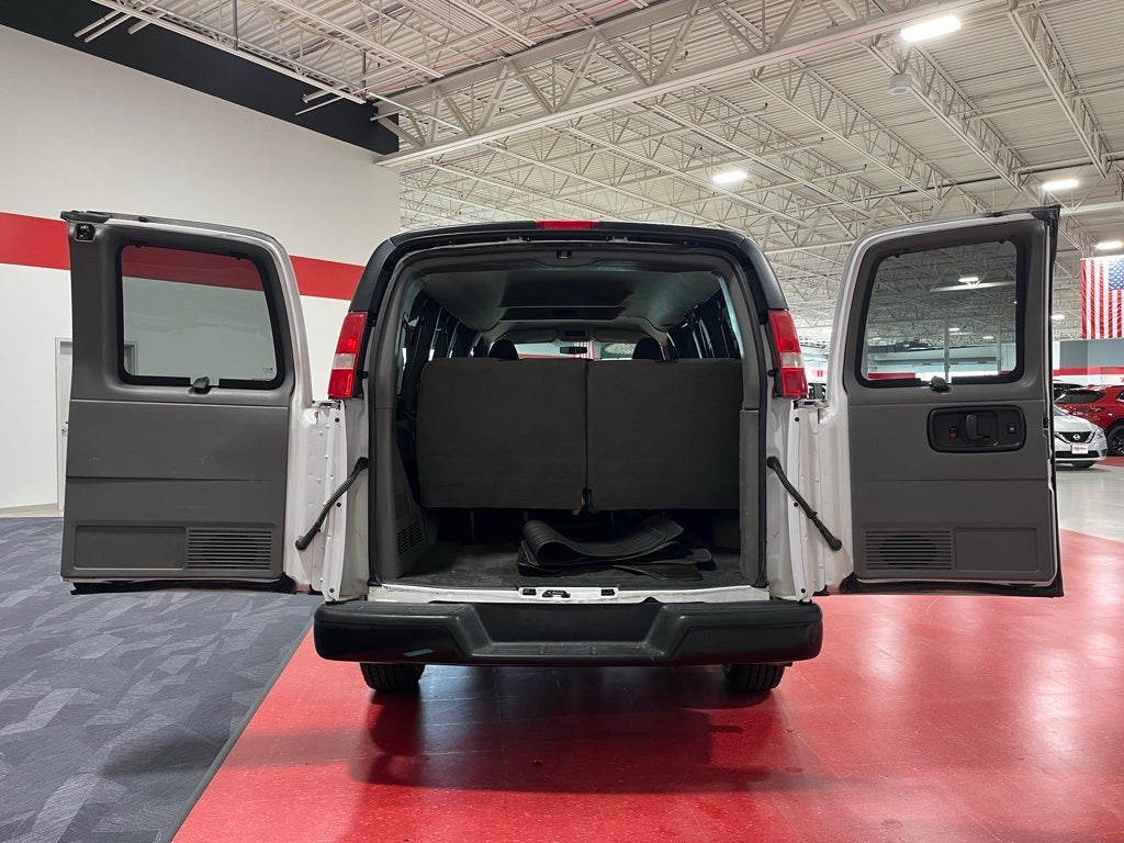 2016 Chevrolet Express 2500 LS Passenger