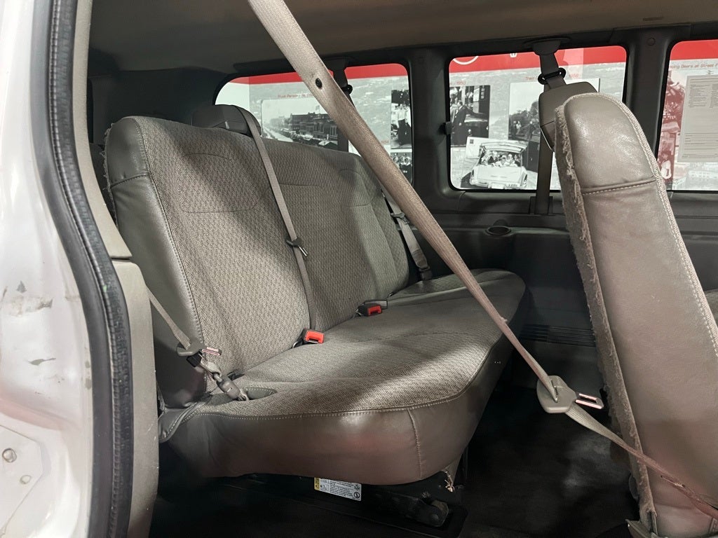 2016 Chevrolet Express 2500 LS Passenger