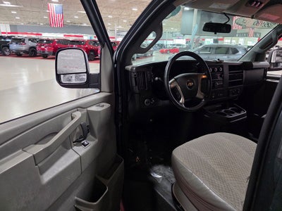 2017 Chevrolet Express 3500 LT Passenger