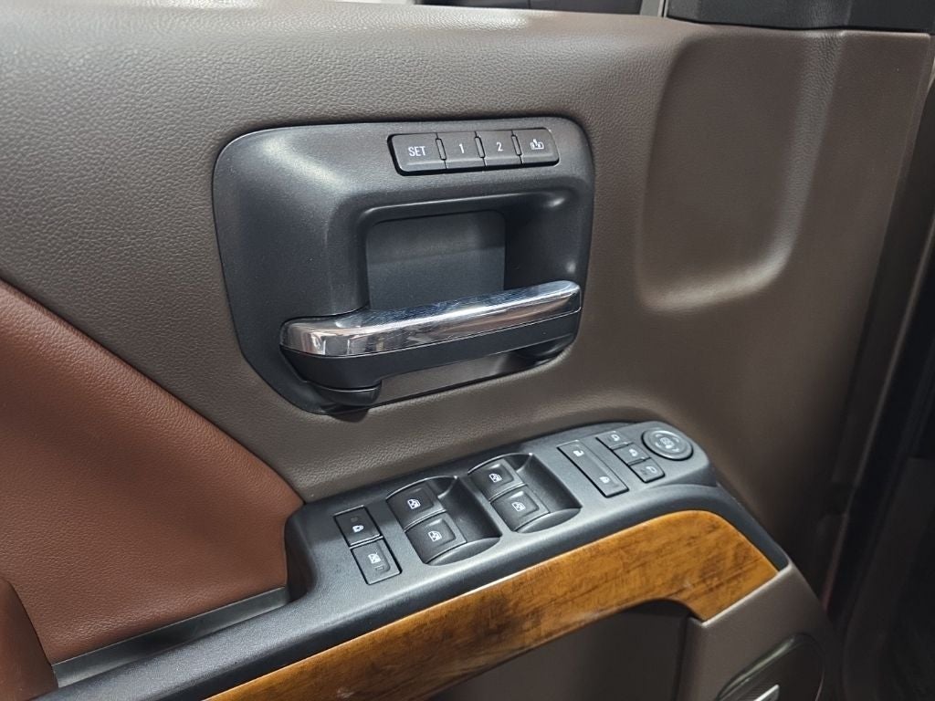 2015 Chevrolet Silverado 3500HD High Country