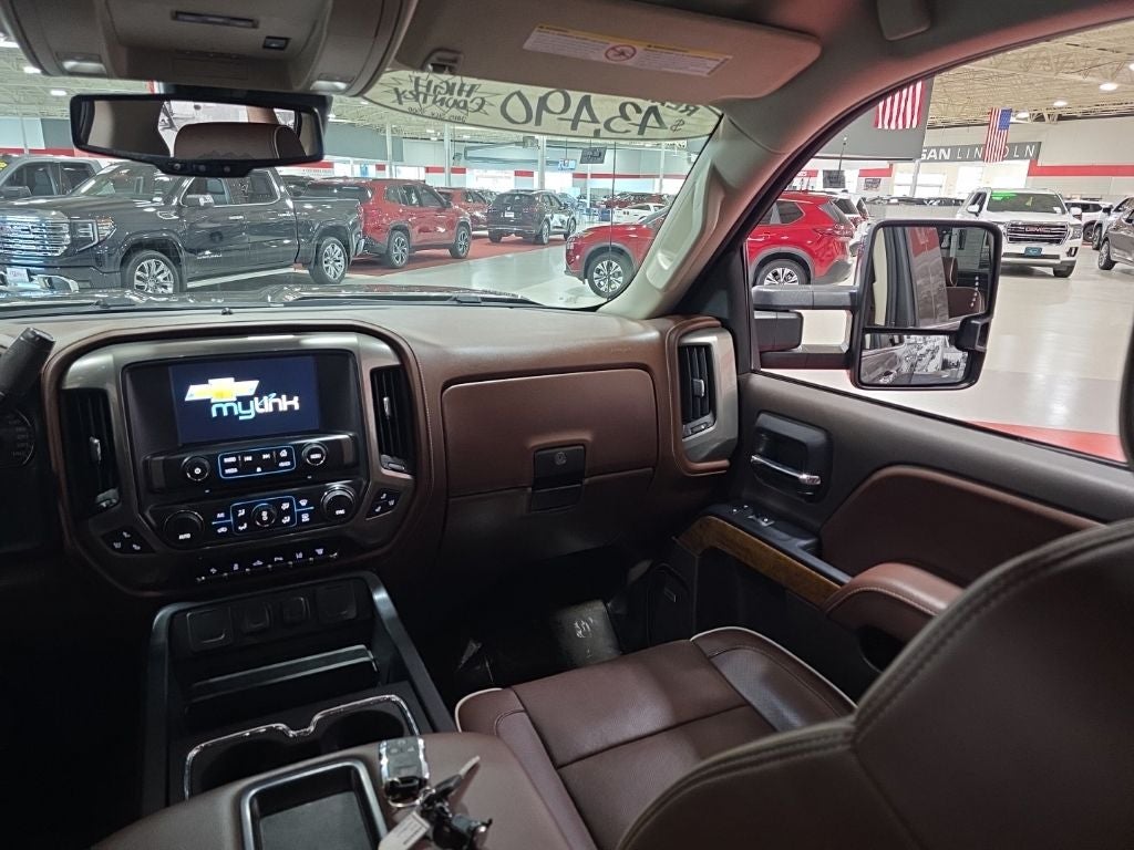 2015 Chevrolet Silverado 3500HD High Country