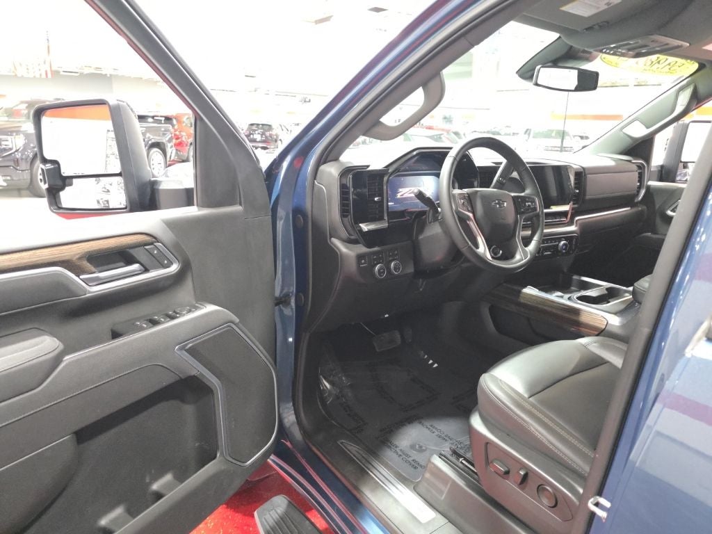 2025 Chevrolet Silverado 3500HD LT CarBravo Certified