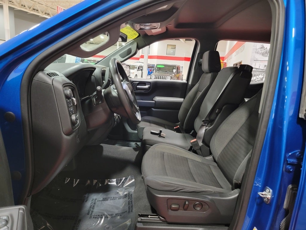 2023 Chevrolet Silverado 1500 Custom Certified Pre-Owned