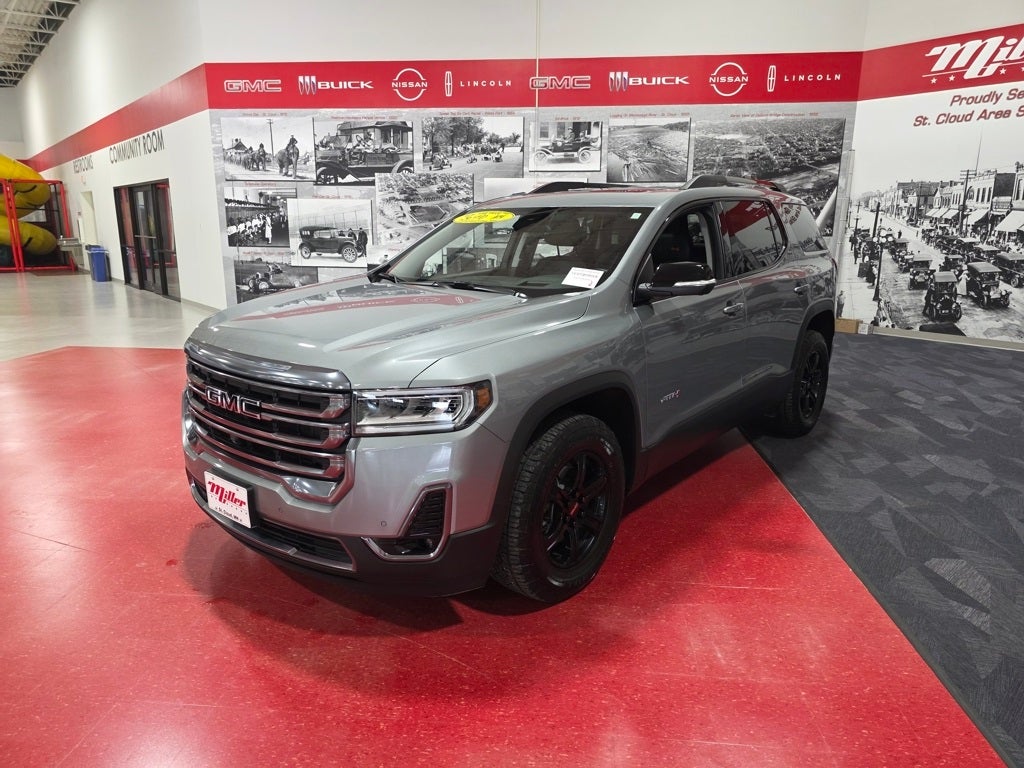 2023 GMC Acadia AT4