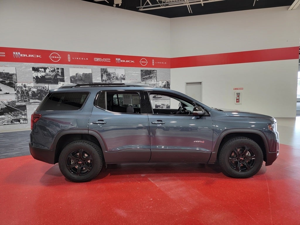 2020 GMC Acadia AT4