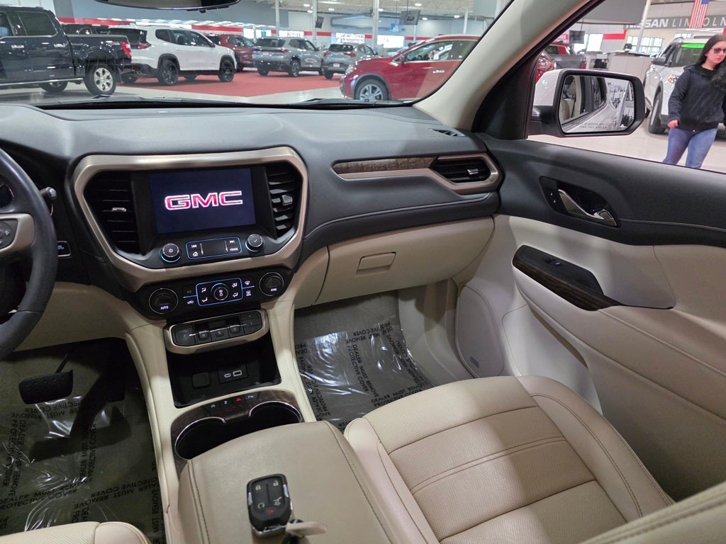 2021 GMC Acadia Denali