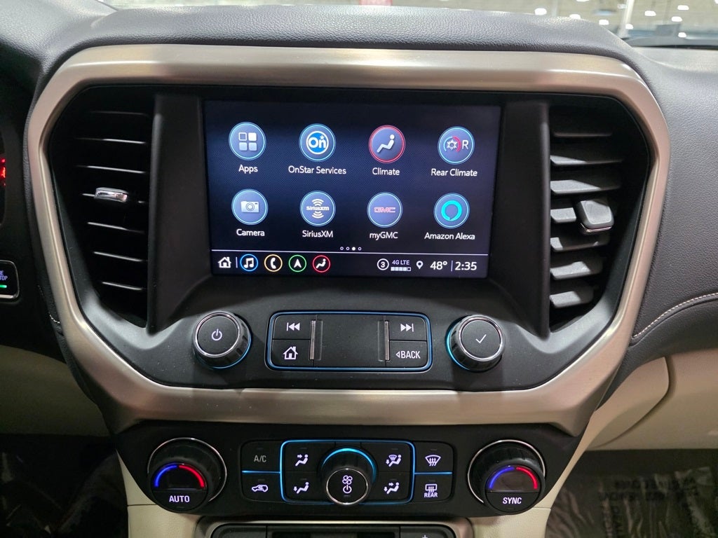 2021 GMC Acadia Denali