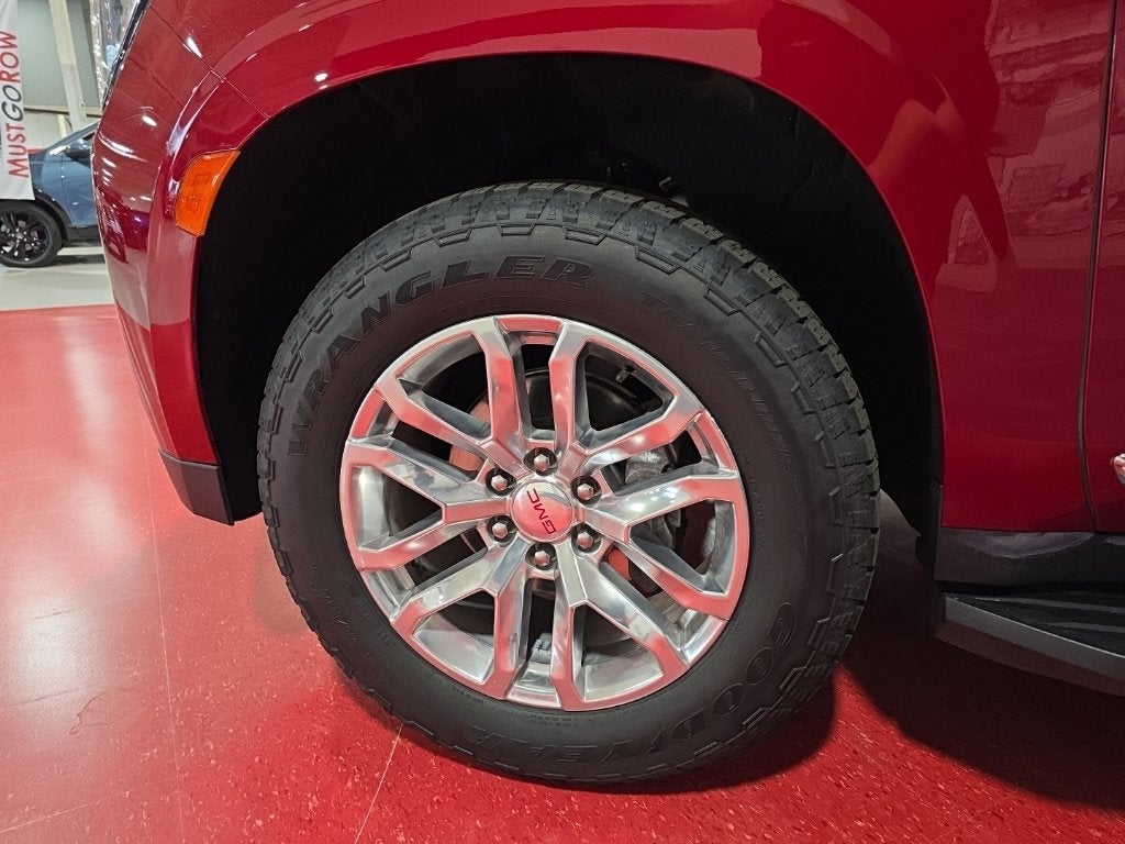 2023 GMC Yukon SLT - Photo 10