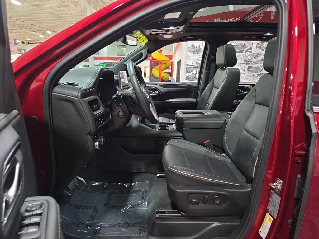 2023 GMC Yukon SLT - Photo 14