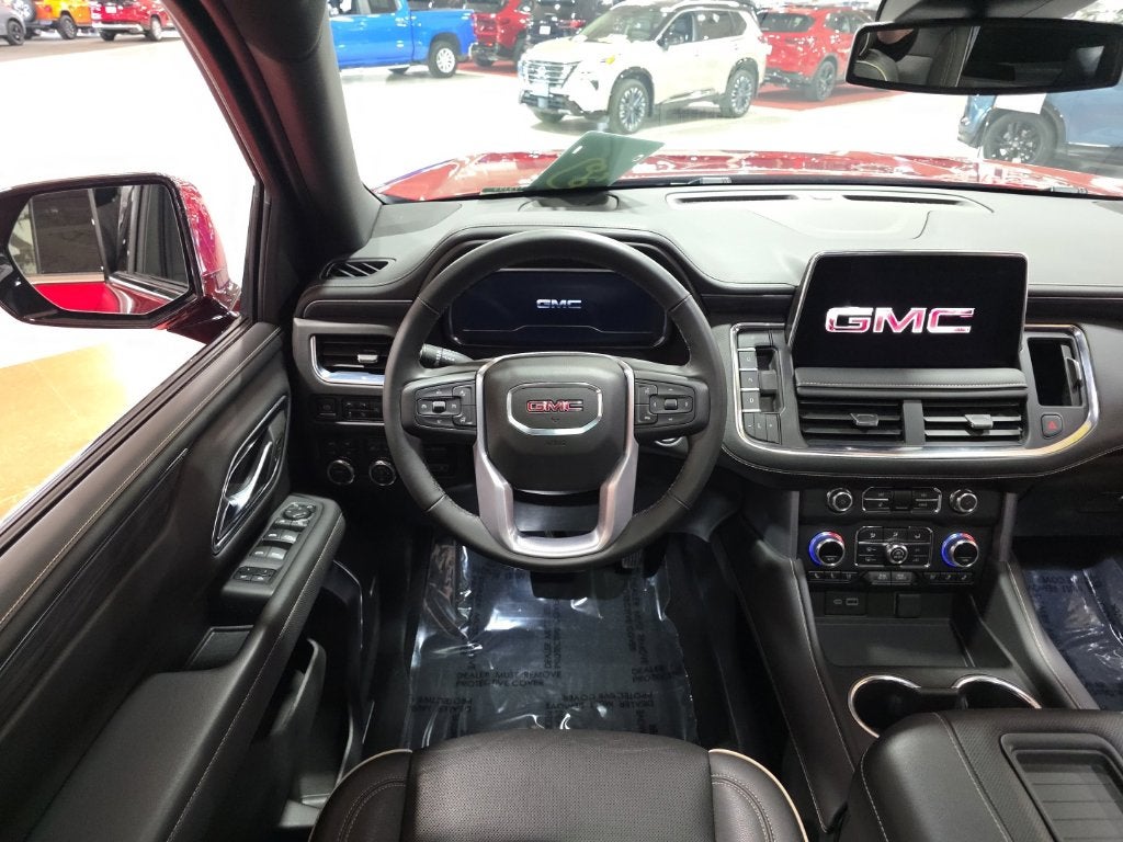 2023 GMC Yukon SLT - Photo 17