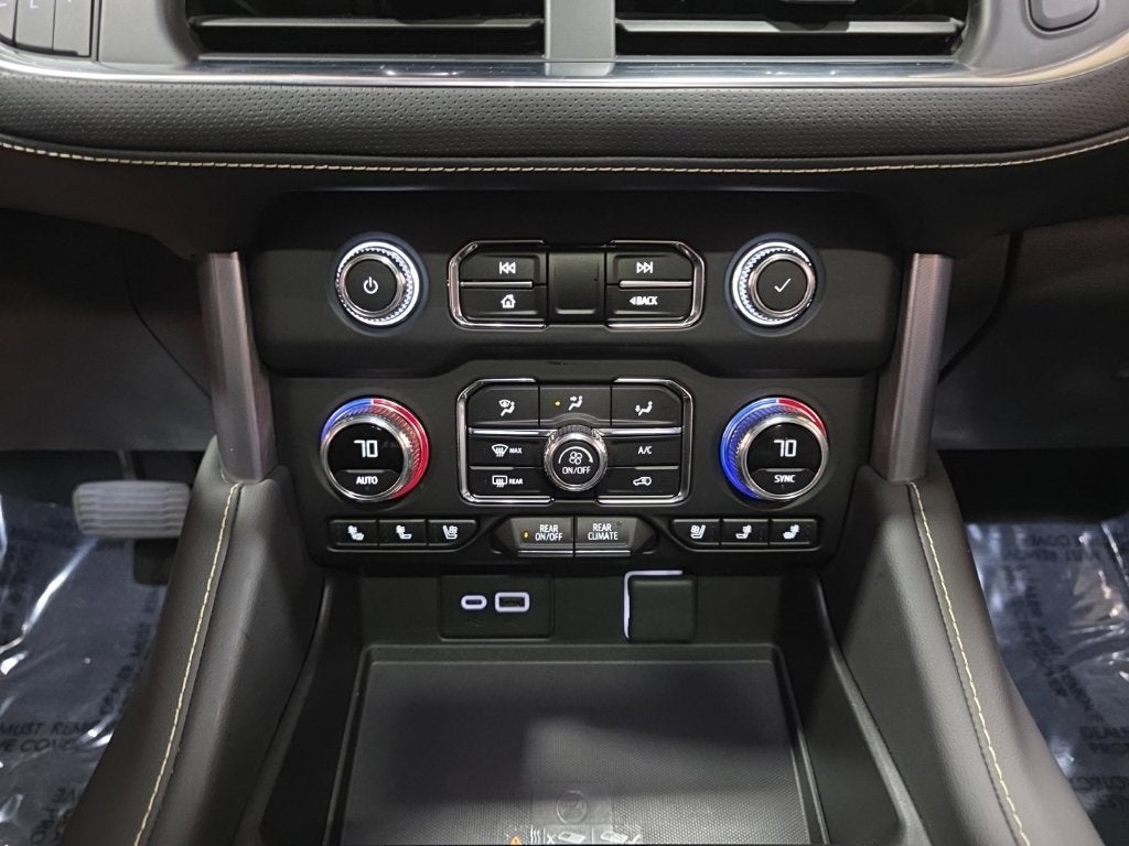 2023 GMC Yukon SLT - Photo 24