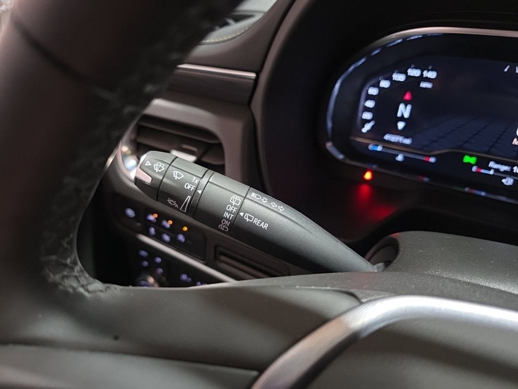2023 GMC Yukon SLT - Photo 30