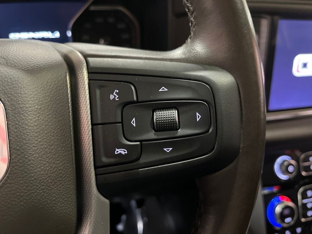 2021 GMC Yukon Denali - Photo 23