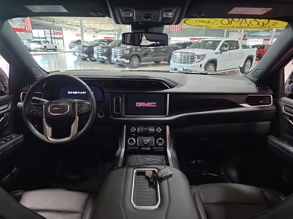 2024 GMC Yukon Denali - Photo 19