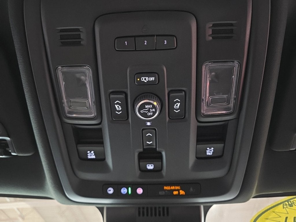 2024 GMC Yukon Denali - Photo 26
