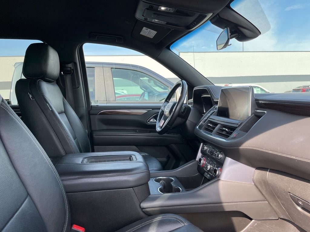 Used 2022 GMC Yukon XL SLE with VIN 1GKS2FKD1NR297423 for sale in St. Cloud, Minnesota