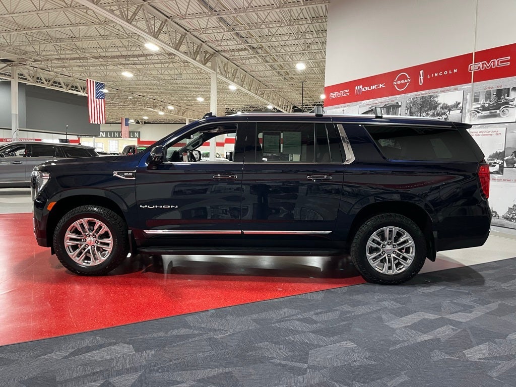 2022 GMC Yukon XL SLT
