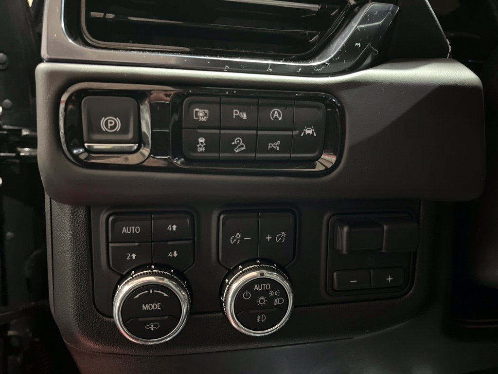 2025 GMC Yukon AT4 Ultimate CarBravo Certified