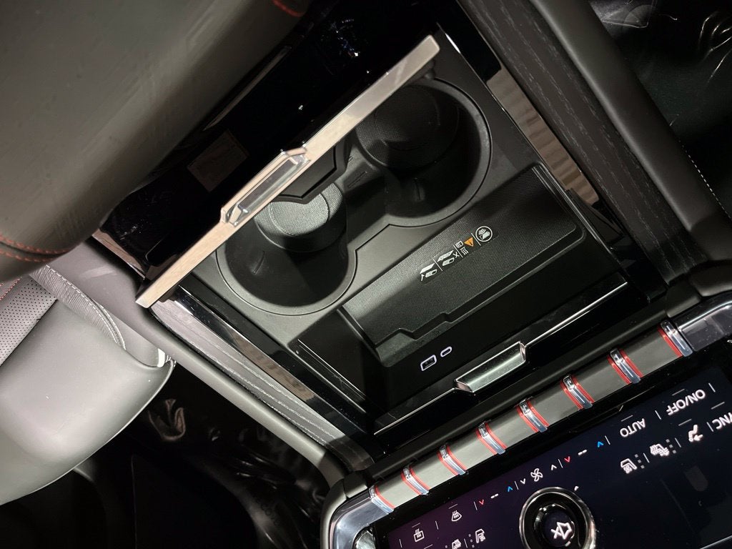 2025 GMC Yukon AT4 Ultimate CarBravo Certified
