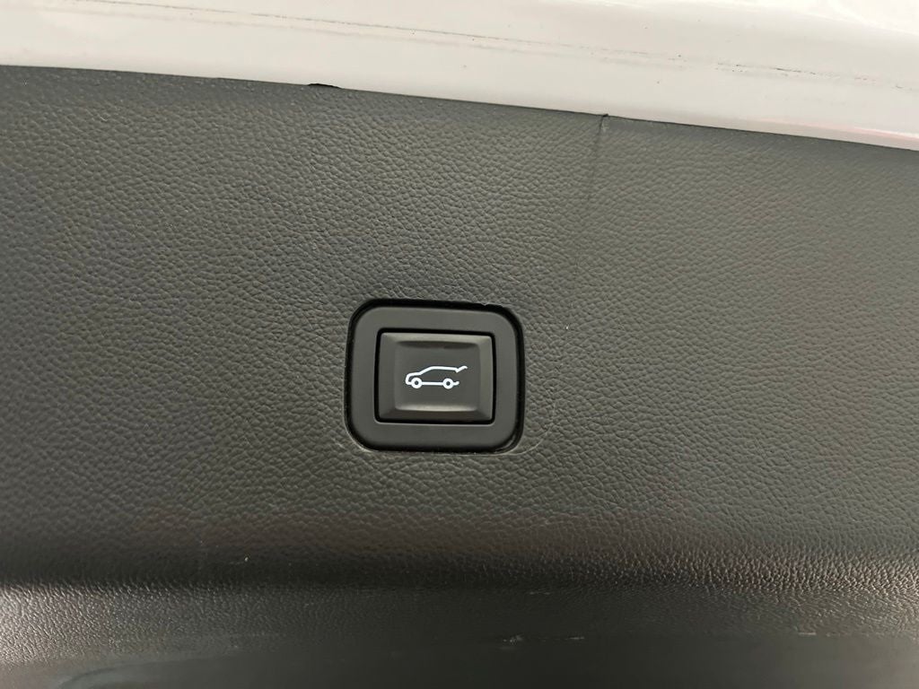 2020 Chevrolet Traverse LT CarBravo Certified