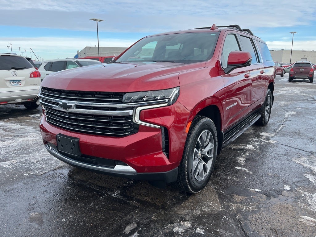 2024 Chevrolet Suburban LT
