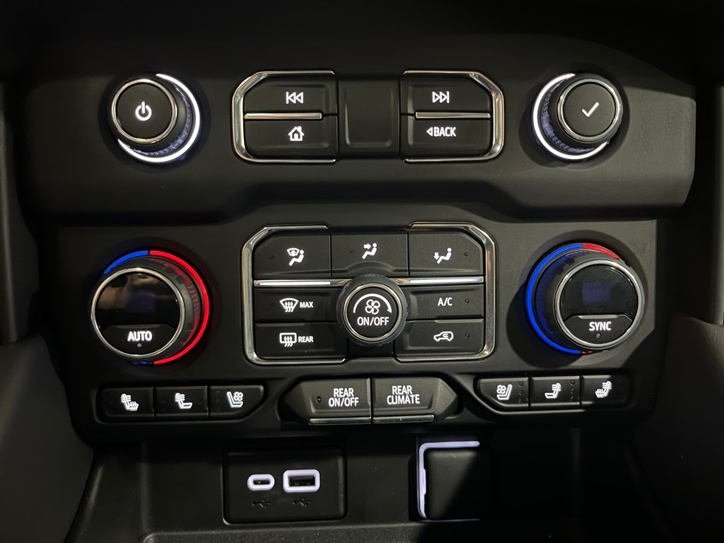 2023 Chevrolet Suburban High Country