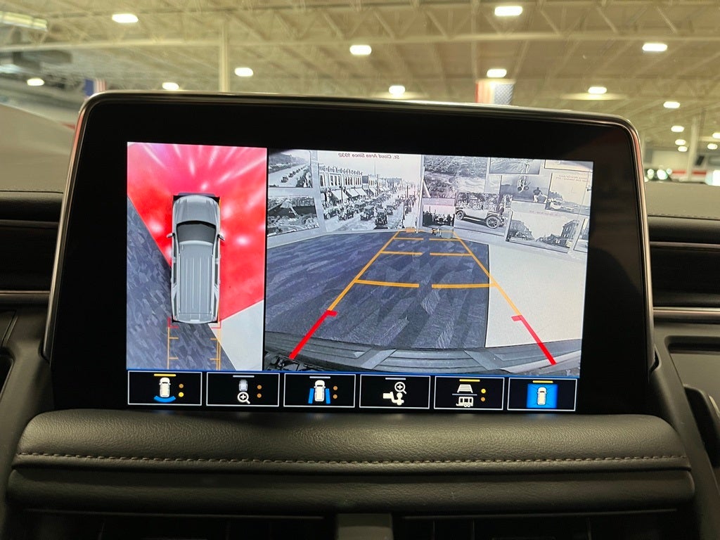 2021 Chevrolet Suburban High Country