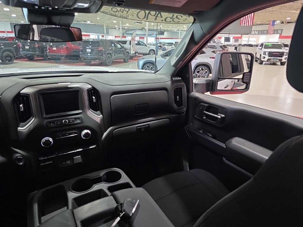 2024 GMC Sierra 2500HD Pro